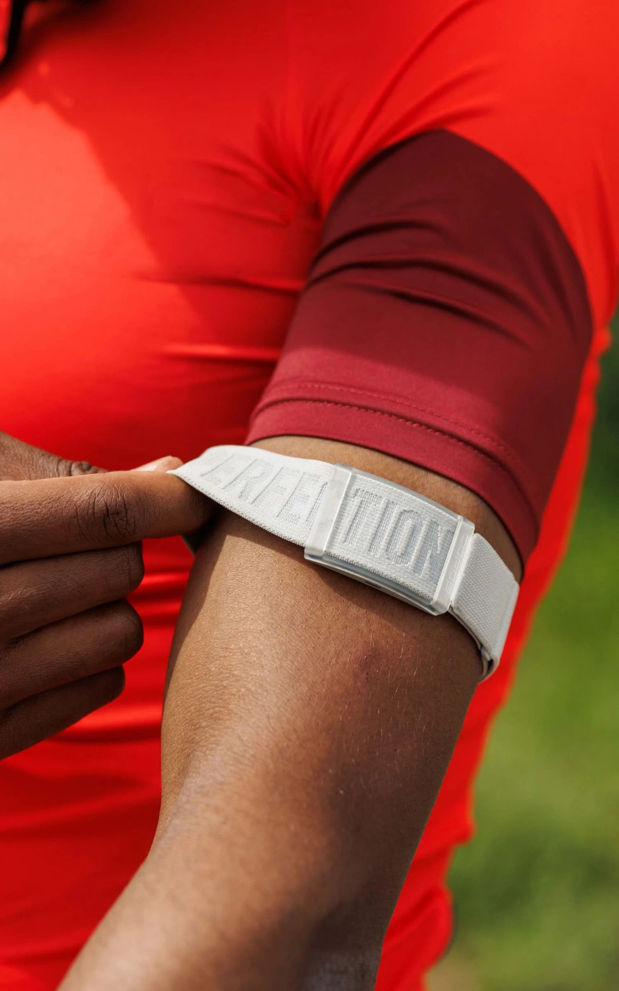 COROS 心拍センサー｜腕から高精度のデータ、快適な着け心地